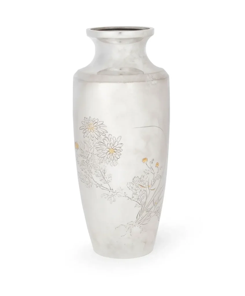 Silver baluster vase with chrysanthemums, by Unno Shōmin, Bonhams London, 15 May 2014, lot 556
