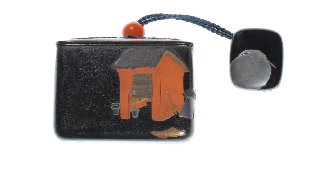 Tonkotsu (tobacco container) with a gardener’s hut and bonsai, Shibata Zeshin, 2011 – view 1 of 3
